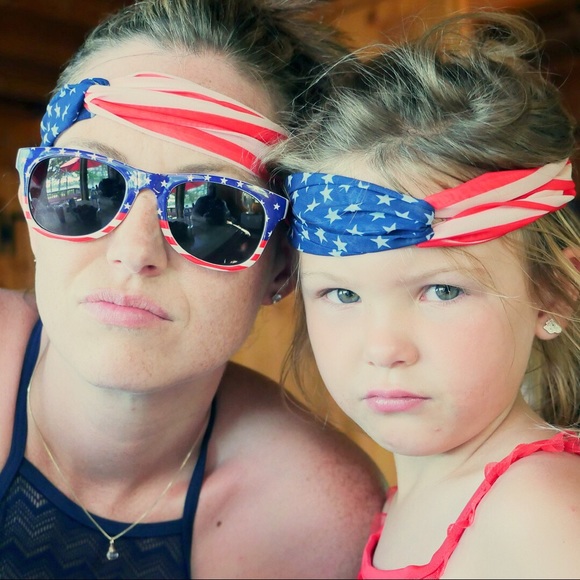 Meet your Posher, Kristen - Picture 3 of 3